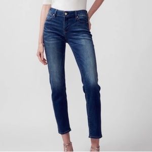 WHBM Mid-Rise Skinny Ankle med. wash Jeans NWT size 2 Short